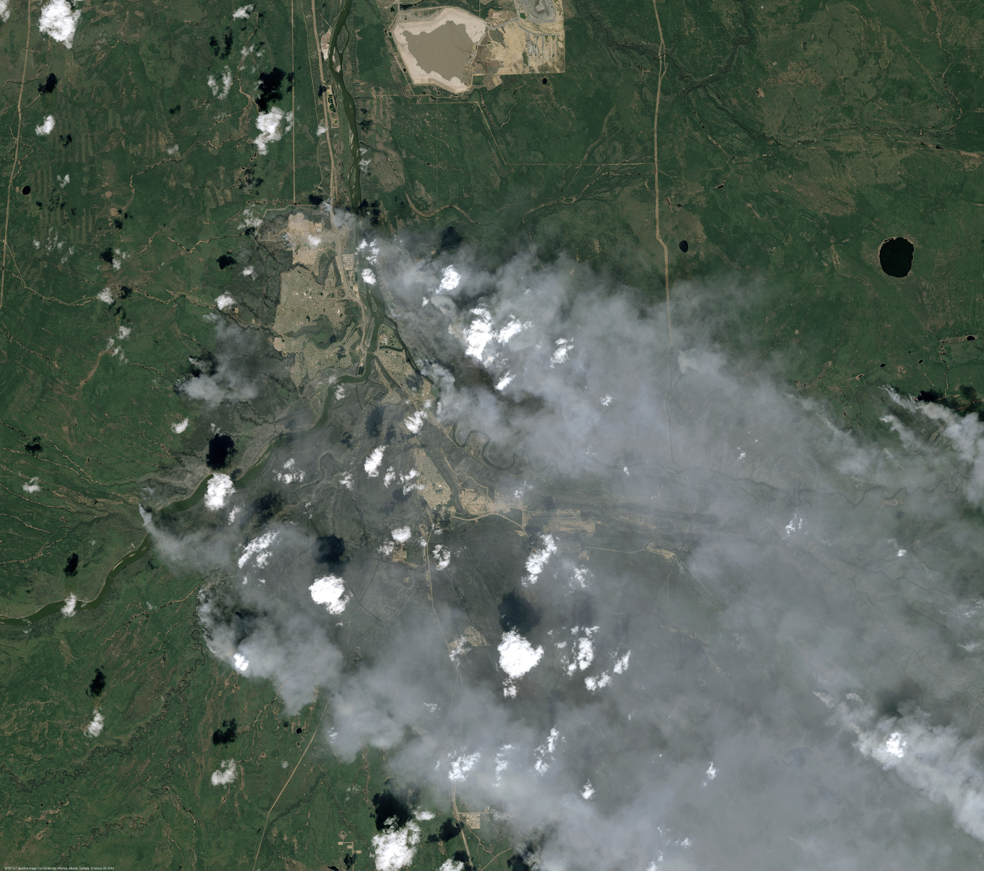 Fort Mc Murray - Alberta - Canada - Wild fires - Incendies - Feux - 6 mai 2016 - Satellite - SPOT 7 - Earth Observation - Airbus Defence and Space