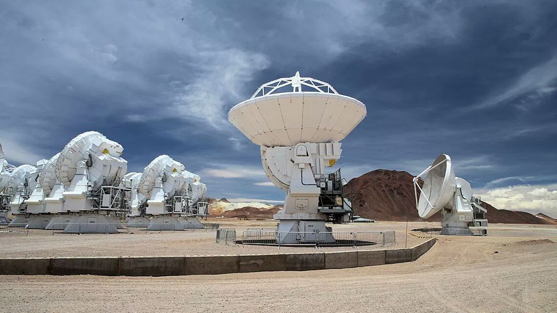 ALMA - ESO - Chili - Atacama - Atacama Large Millimeter Array - Antennes - Alain Maury