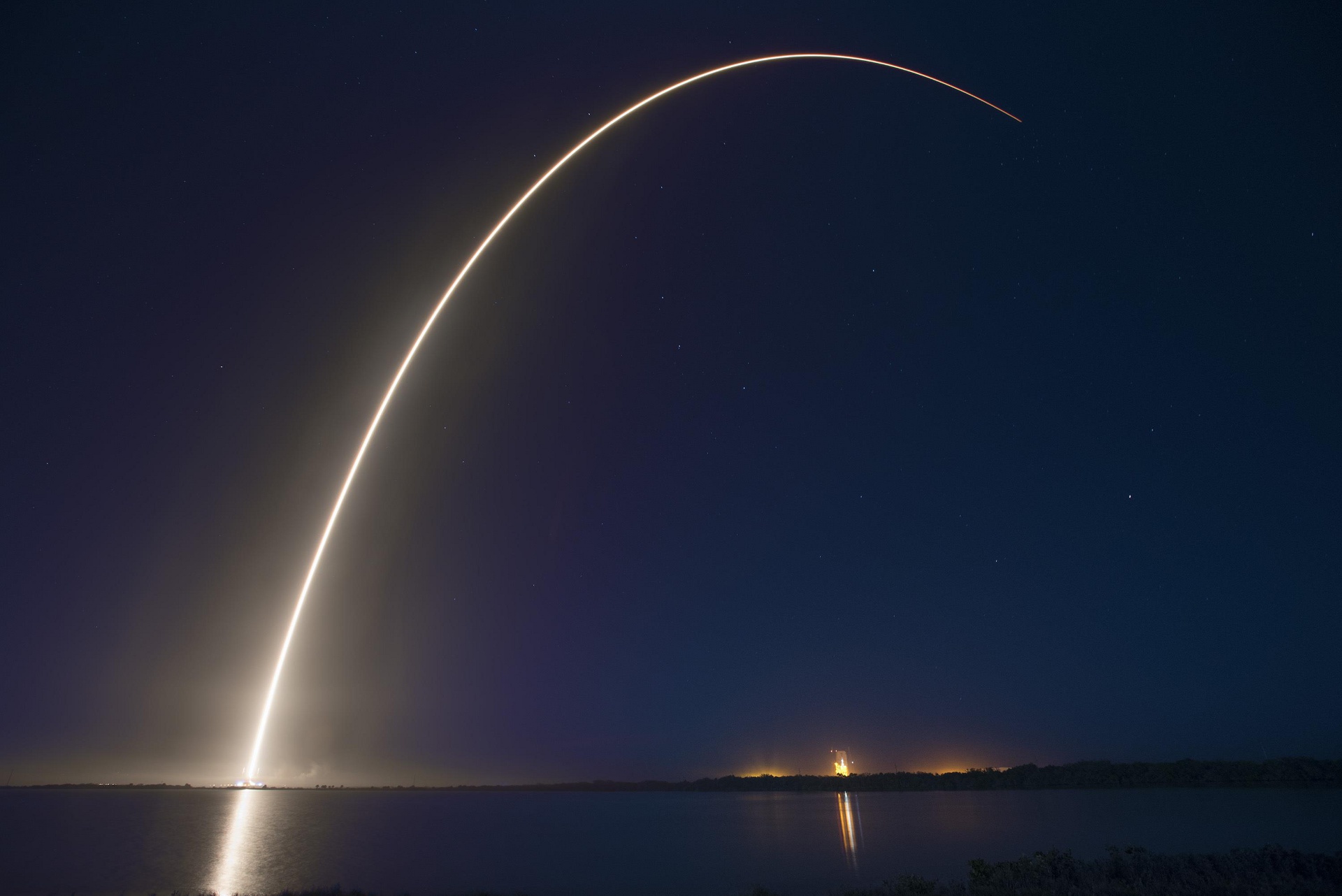SpaceX - Lancement mars 2015 - Cap Canaveral - Satellites électriques - ABS-3A - Eutelsat 115 West B - Falcon 9 v1.1