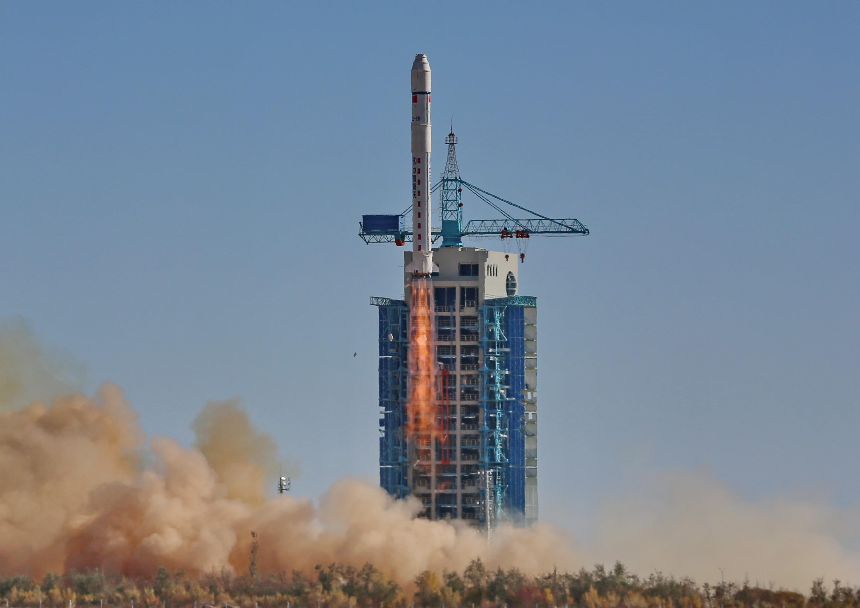 Lancement - fusée chinoise - CZ-2D - Satellite Tianhui-1C - Chang-Zheng - 26-10-2015