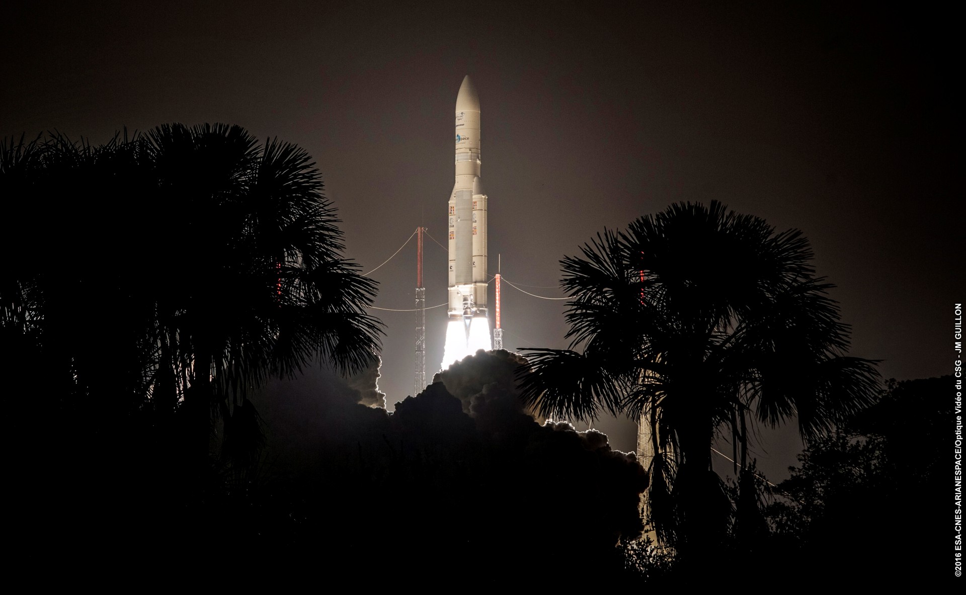 Ariane 5 - décollage - VA 228 - Intelsat 29e - Janvier 2016 - Kourou - CSG - Arianespace