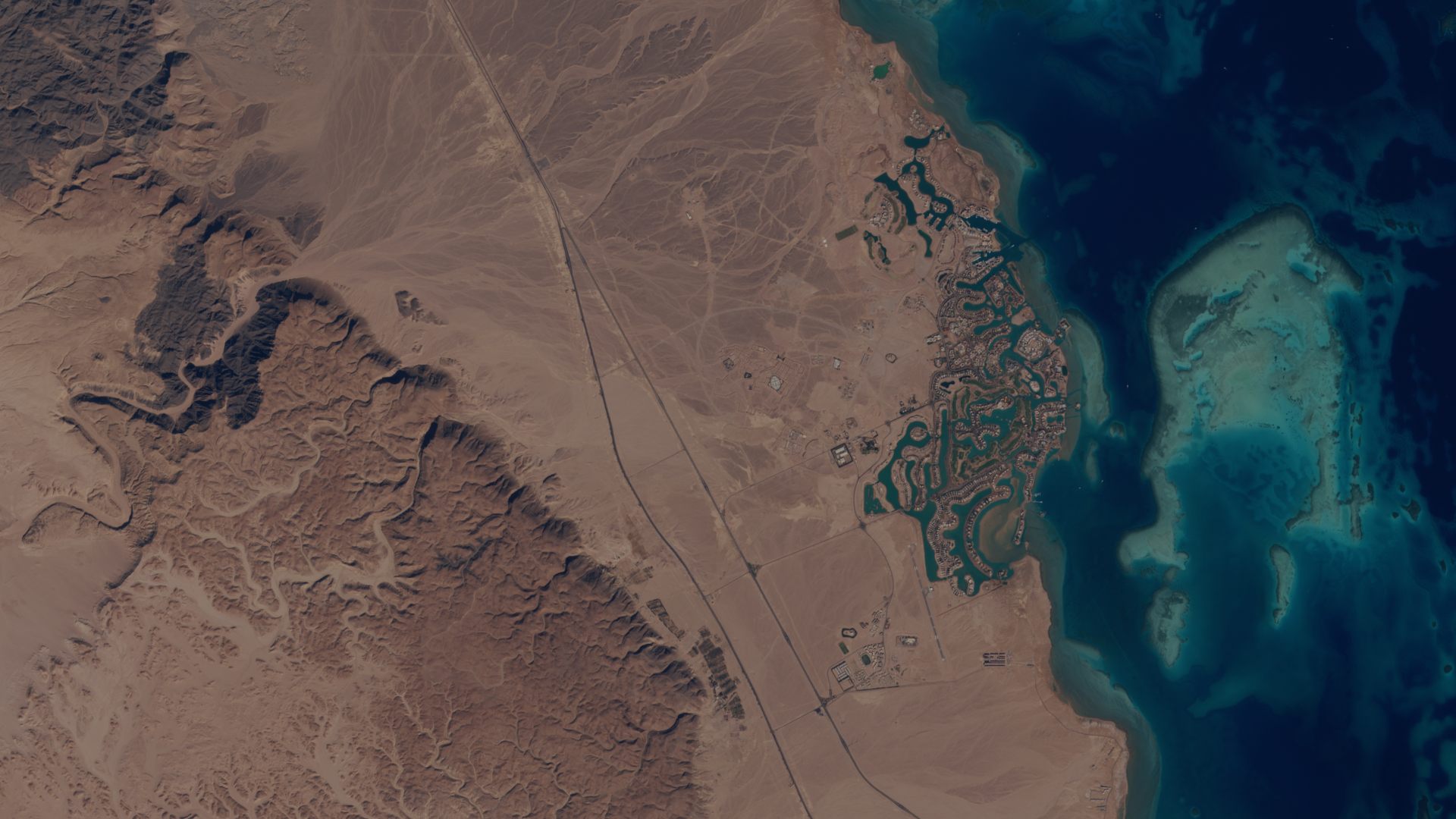 Mer rouge - Egypte - Tourisme - Golf - El Gouna - Satellite sentinel 2 - MSI - ESA - observation de la Terre
