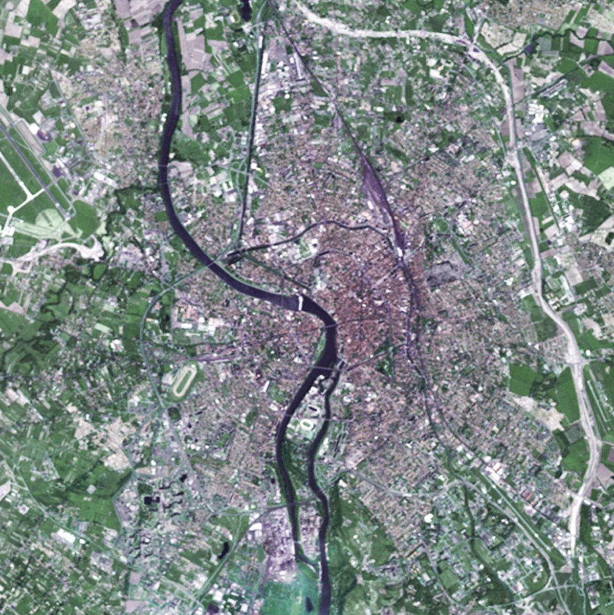 30 ans de SPOT - Toulouse - Ville rose - Capitale européenne du spatial - évolution - Spot 1 - Mai 1986 - CNES - Airbus DS