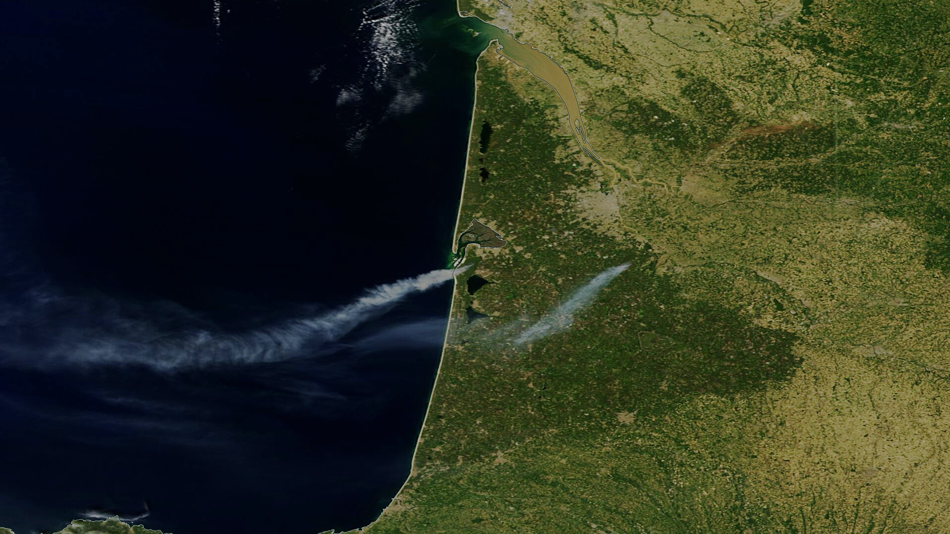 Incendies Gironde - Satellite - Terra - MODIS - Juillet 2022 - wild fires - smoke - fumée