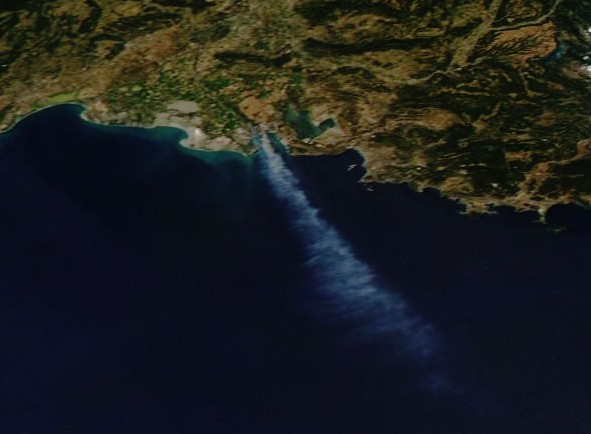 Incendies - Marseille - Vitrolles - Les Pennes Mirabeau - Août 2016 - Satellite - Aqua - MODIS - NASA - Worldview