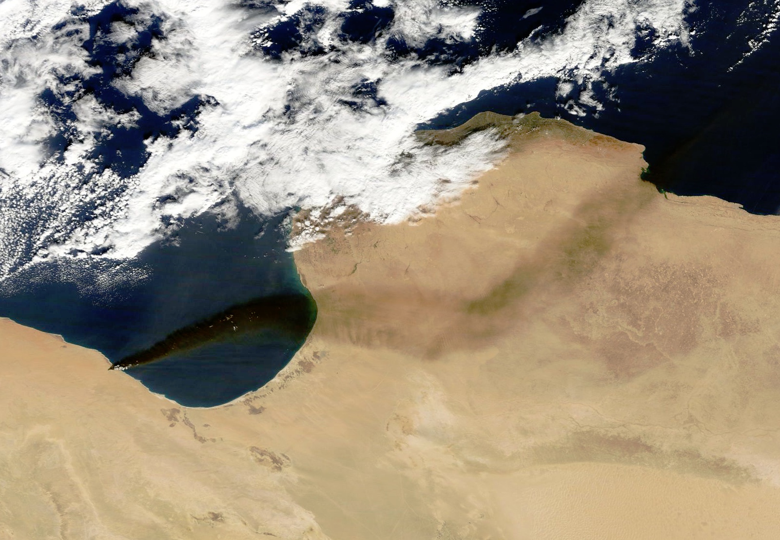 Incendie - Libye - sites pétroliers - Fajr Libya - décembre 2014 - satellite - Terra - MODIS