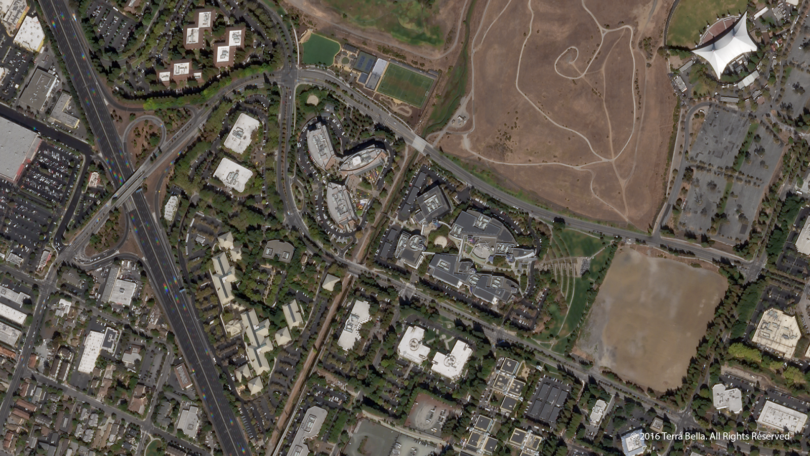 Terra Bella - Skysat 4-7 - First images - Premières images - Google - Mountain View - California - Silicon Valley - Googleplex - satellite d'observation - Skybox - MTV