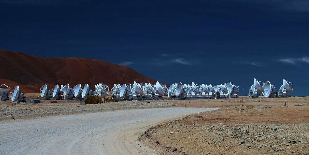 ALMA - ESO - Atacama - Réseau antennes - Plateau de Chajnantor - Alain Maury